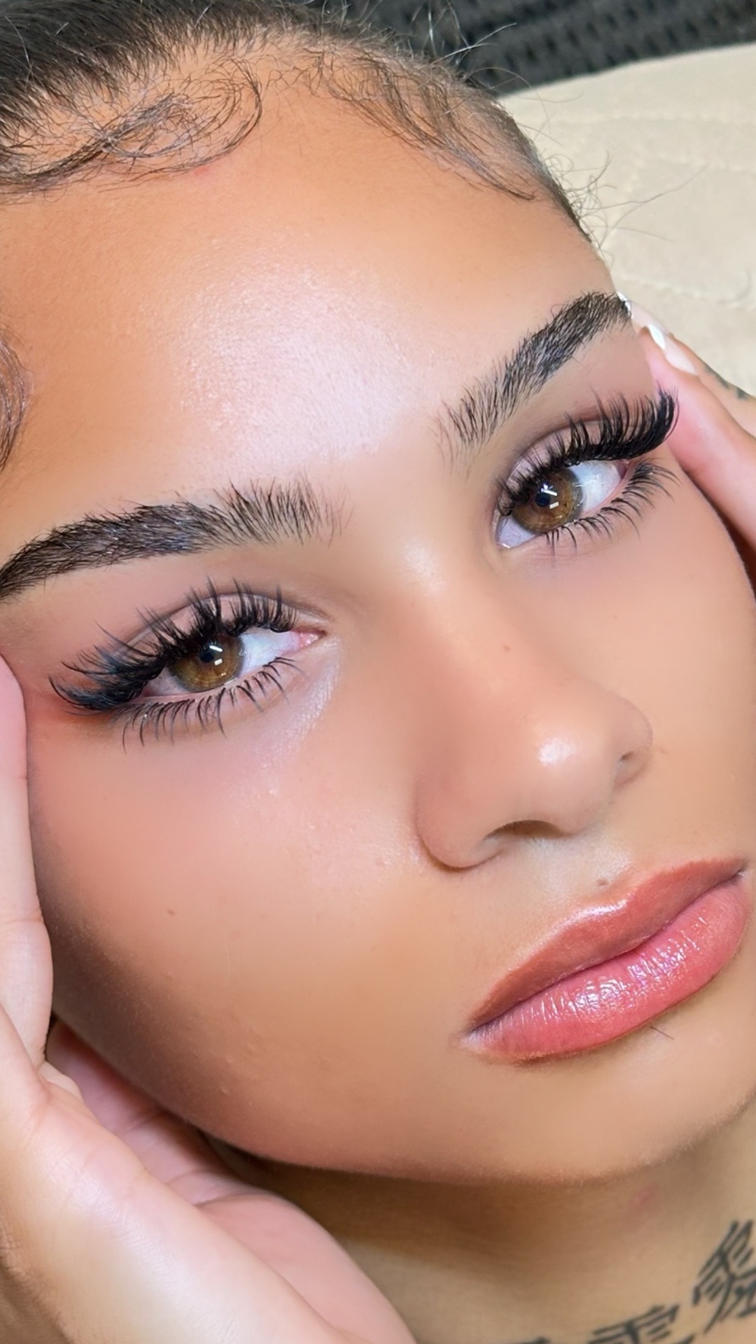Close-up of luxury wispy volume lash extensions in Dallas by Luxe Lashes Beauty Studio